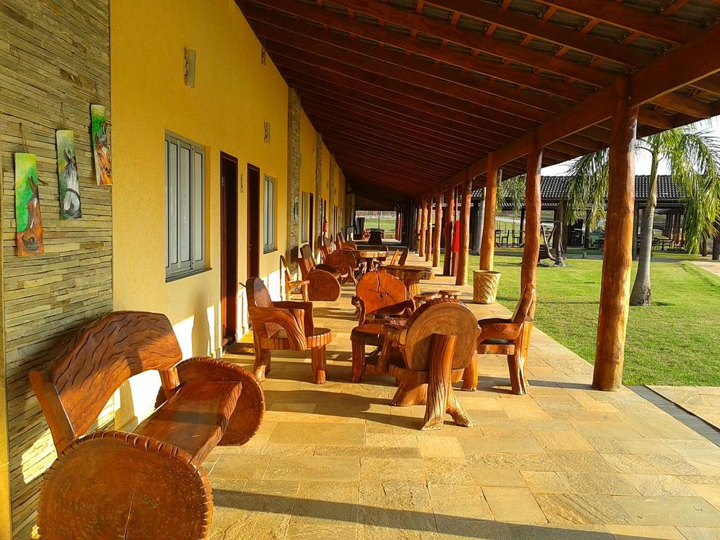 Pousada Haras Santa Rita Poconé Dış mekan fotoğraf